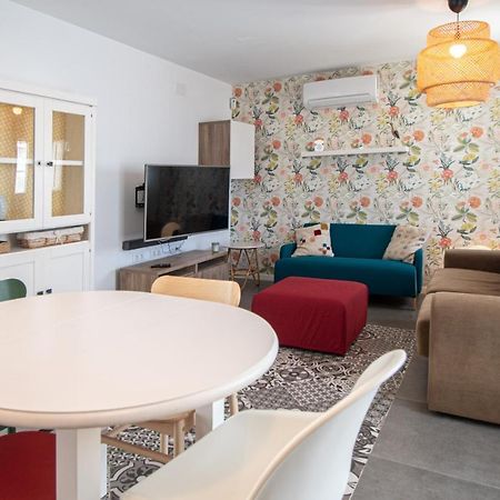 Apartamento Los Claveles - La Caleta Daire Cádiz Dış mekan fotoğraf